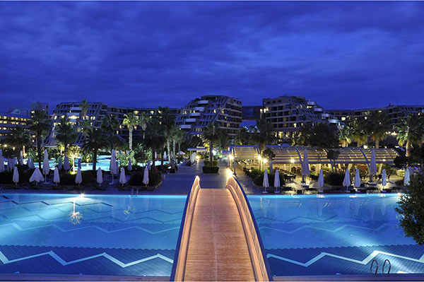 Susesi Luxury Resort Plaj - skele