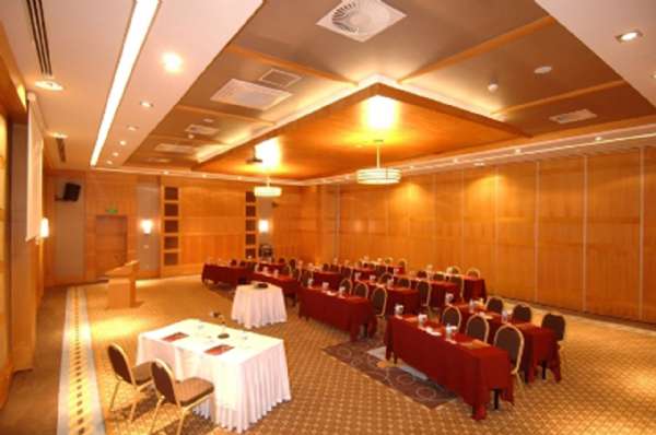  Susesi Luxury Resort zmir 1 Toplant Salonu